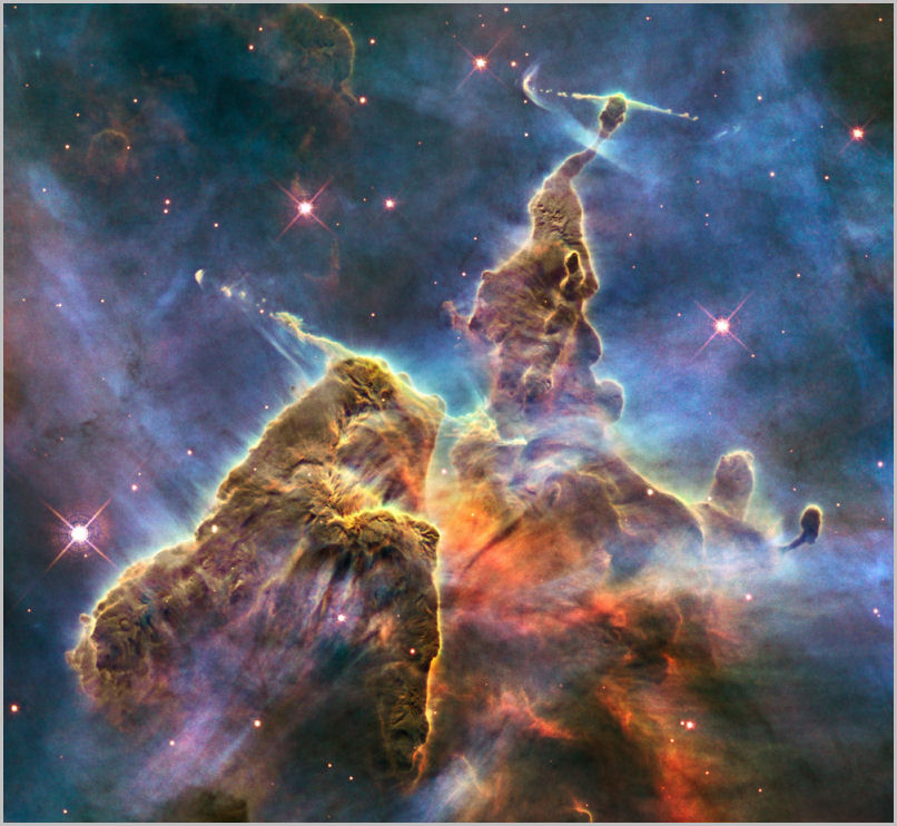 carina nebula mystic mountain-hubble-sm (129K)