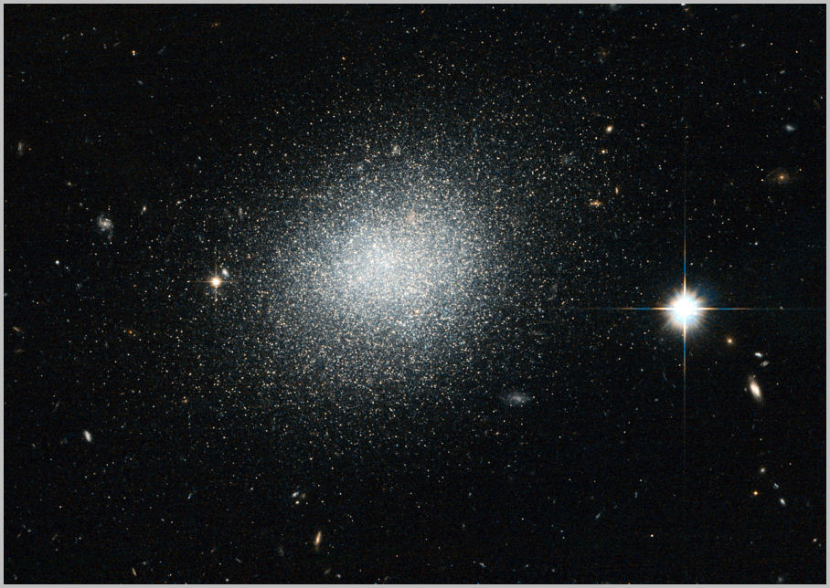 ursamajor-dwarfgalaxy-ugc5497-cr (152K)