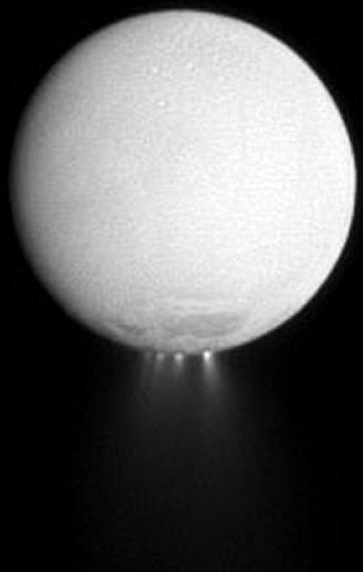 saturn-Enceladus_Jets-cr (19K)